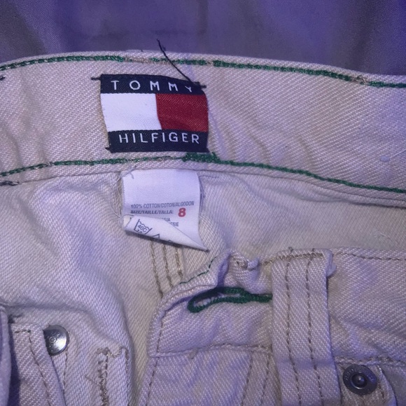 Tommy Hilfiger mid short ish lol - Picture 3 of 4